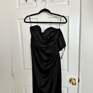 Meshki Elodie Sweet Heart Drape Shoulder Maxi Dress